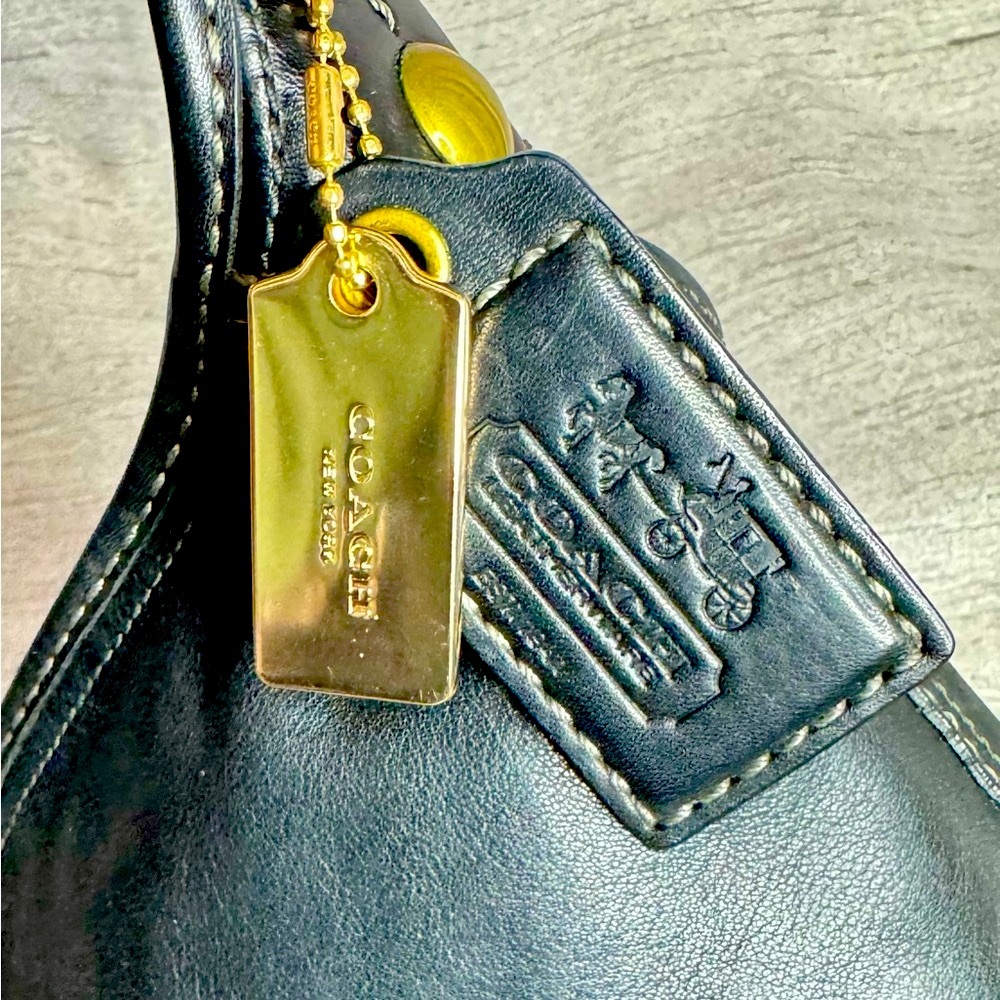 Coach Y2K Black Leather Bleecker Duffle w/ Tattersall Lining - Aprox 12” x 10” - Picture 8 of 17